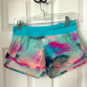 Ivivva shorts size 14 very good condition.